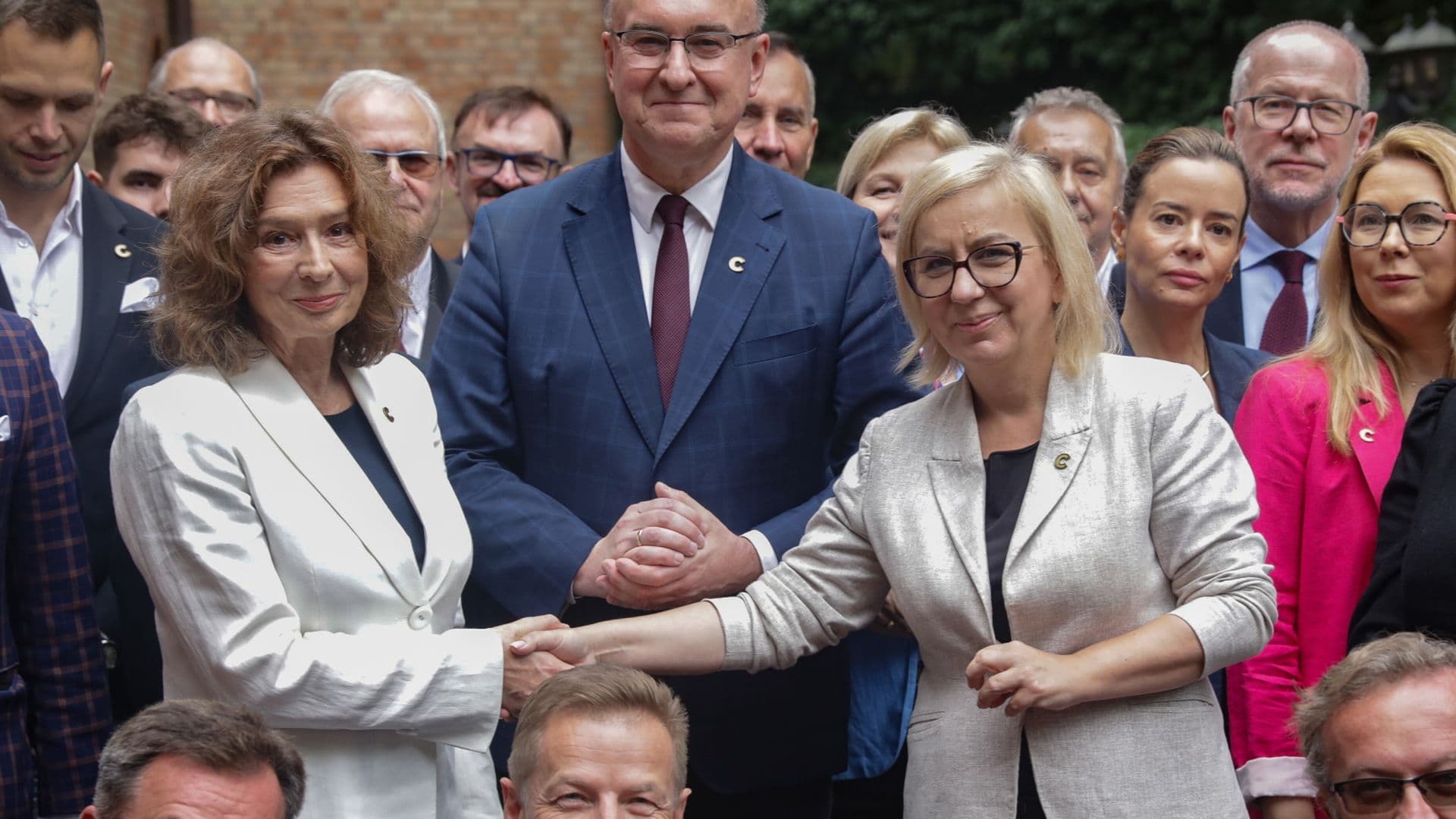 Przyszłość nowych „małych” partii. Nowe otwarcie czy wehikuł na listy większych graczy?