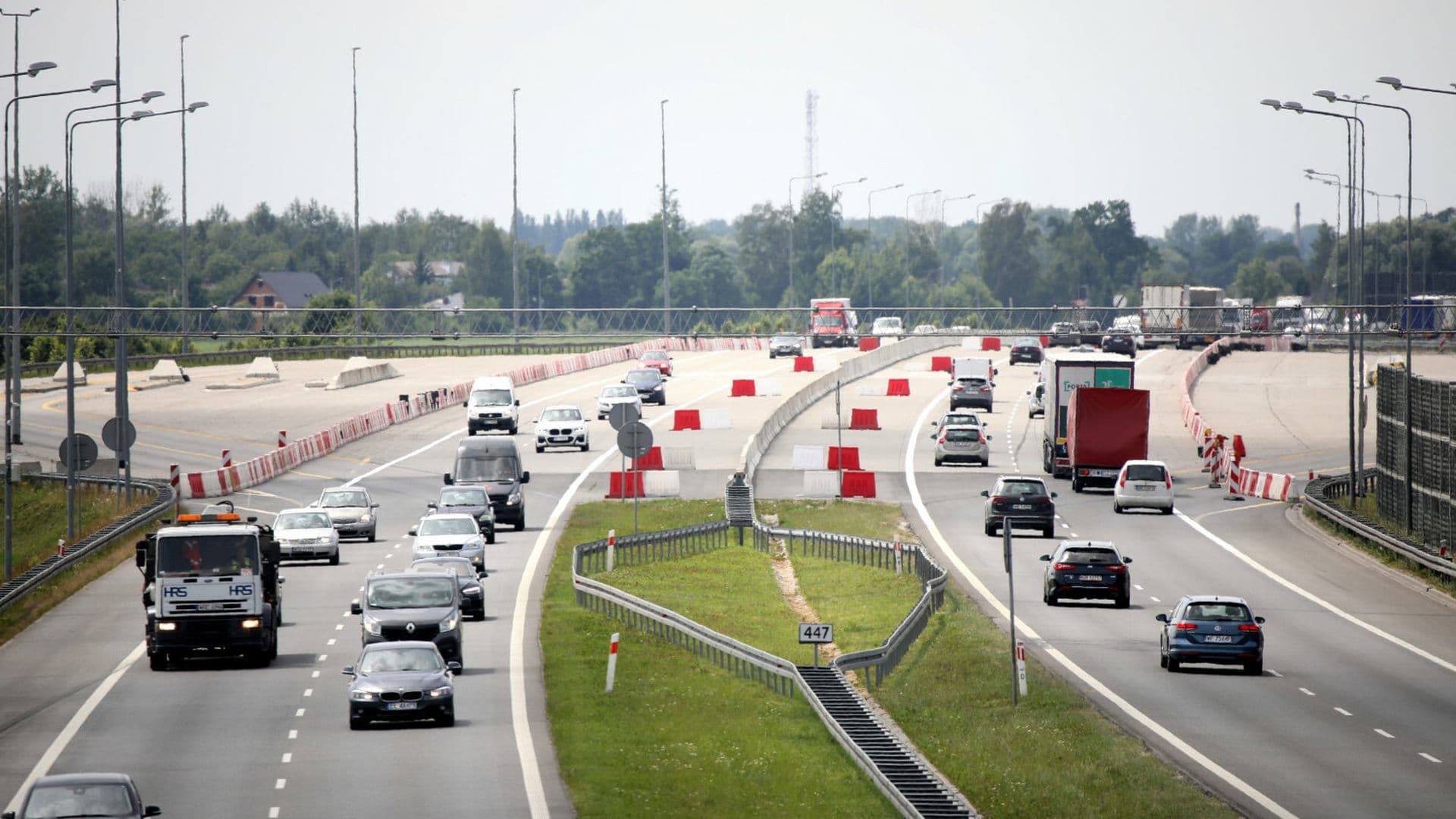 Utrudnienia między Łodzią a Warszawą. Trzeci pas A2 coraz bliżej