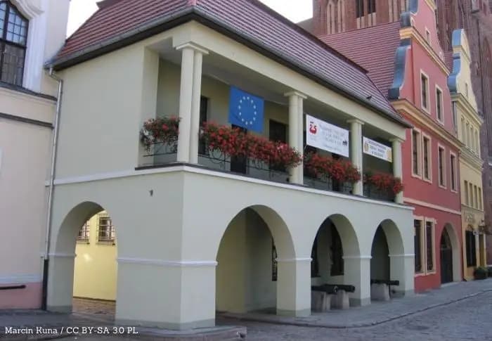 Nad powiatem stargardzkim nadciąga żar. Najbardziej zagrożeni są dzieci i seniorzy