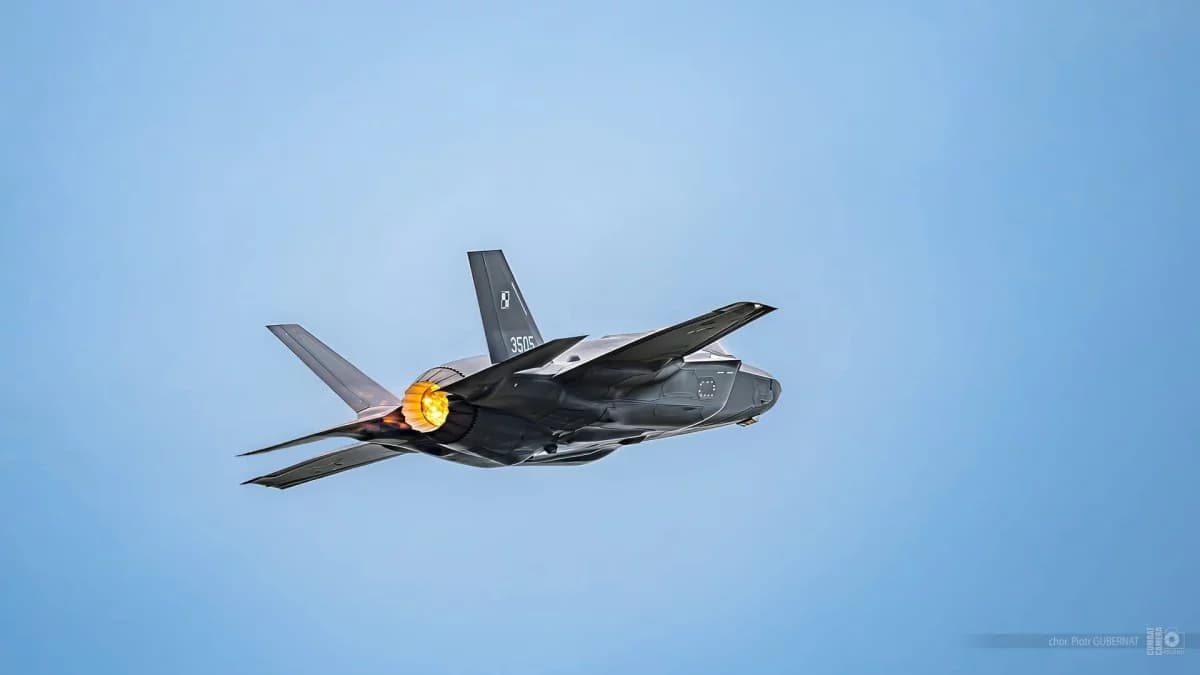 WiadomościPierwsze ćwiczenia F-35 z Łasku. Kiedy zaczną latać nad Zduńską Wolą?