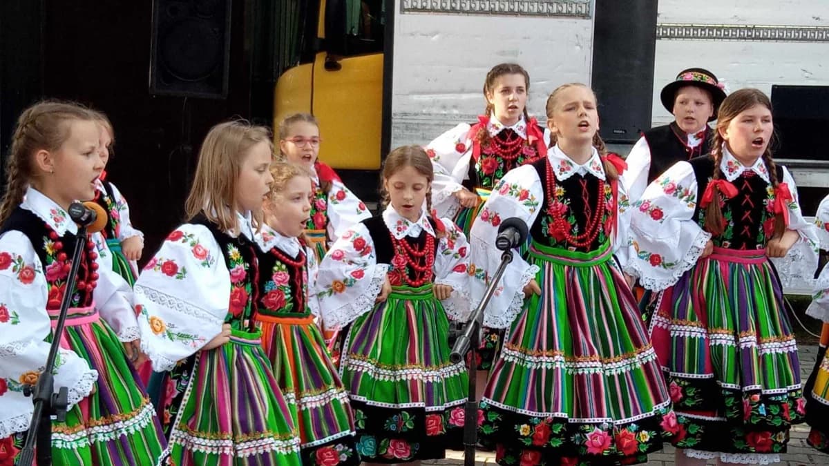 Parafia na łowickiej Korabce zaprasza na biesiadę. Co w programie?