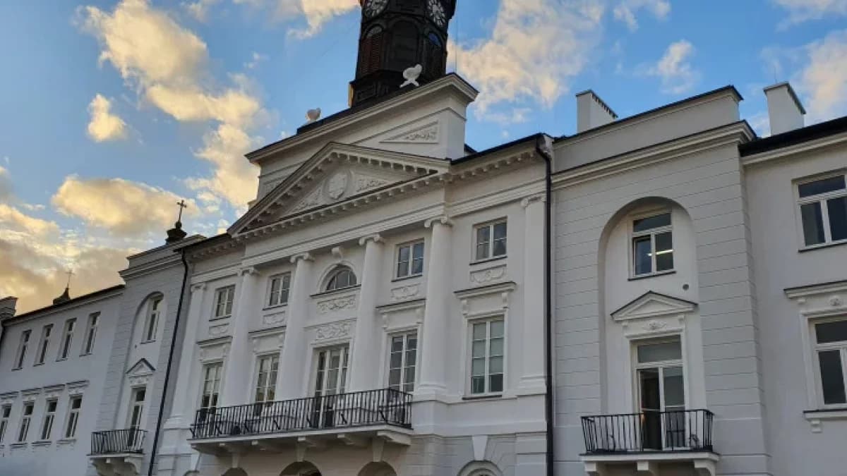 Urząd miasta nie może znaleźć chętnego na to stanowisko. Oto, jakie zarobki proponują