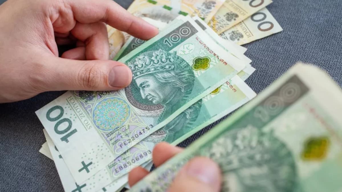 Płace minimalne idą ostro w górę. Oto, kto dostanie najwięcej