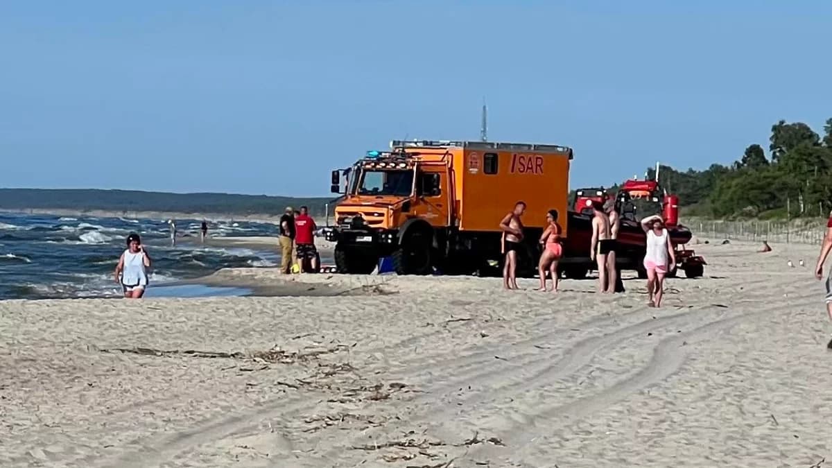 Chwile grozy na Pomorzu. Nie żyje mężczyzna, służby walczyły z czasem