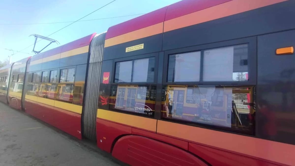 Duże utrudnienia w Łodzi. Tramwaje nie kursują Al. Politechniki