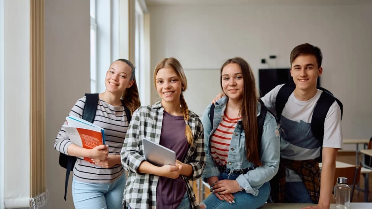 Najlepsze studia magisterskie 2026 – jak wybrać kierunek, który się opłaci?