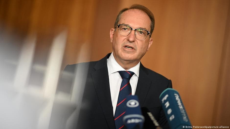 Szef MSW: wysokie ryzyko zamachów w Niemczech