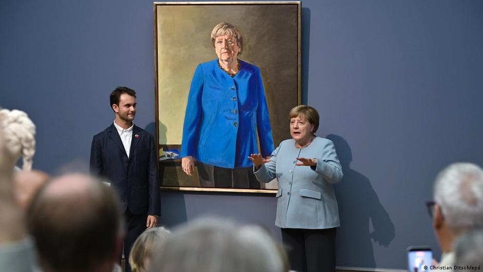 Merkel wraca do Urzędu Kanclerskiego. „Będę tam wisiała”