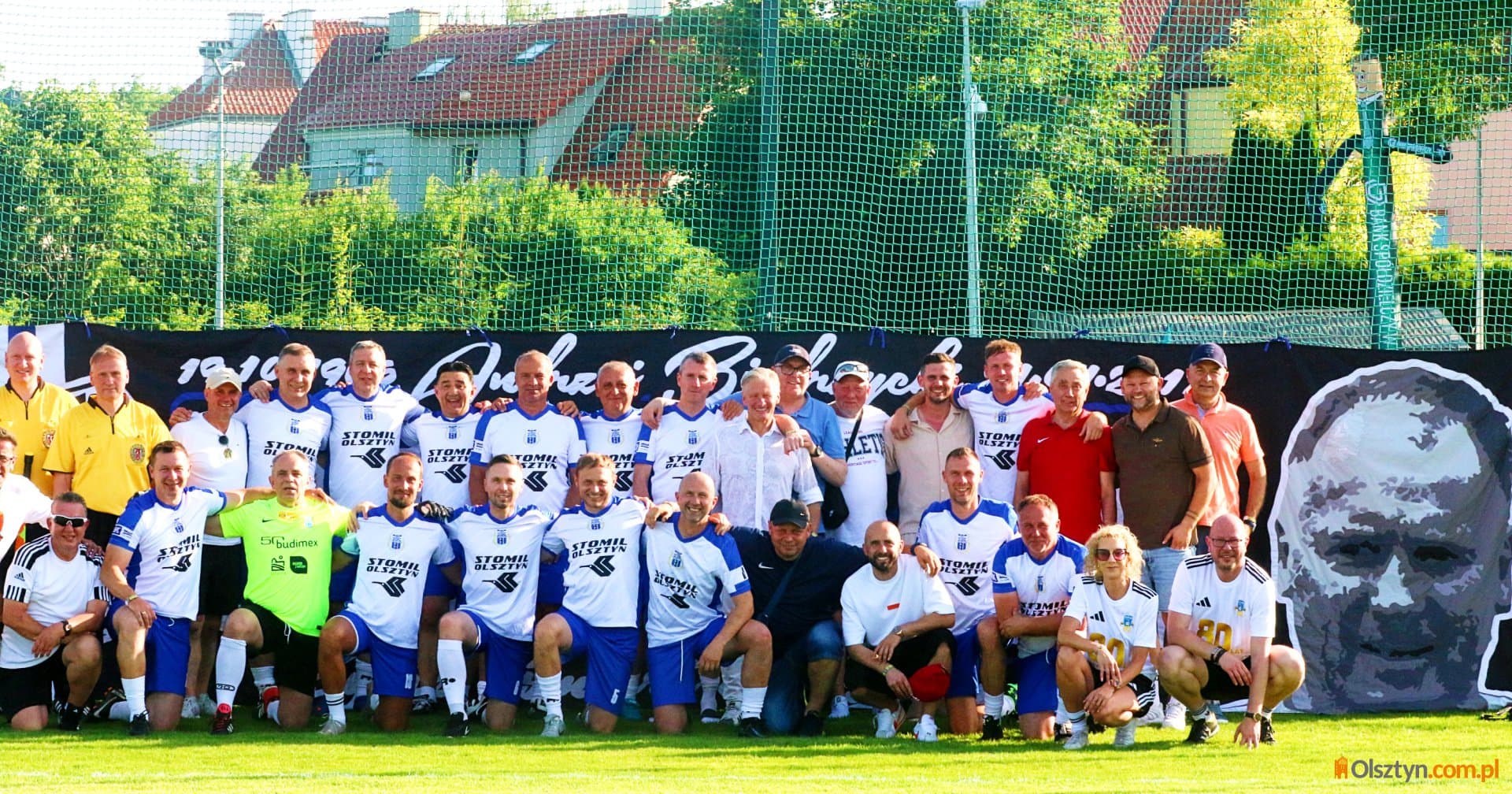 „Jakby wciąż był obok”. Za nami VIII Memoriał Andrzeja Biedrzyckiego – legendy Stomilu Olsztyn