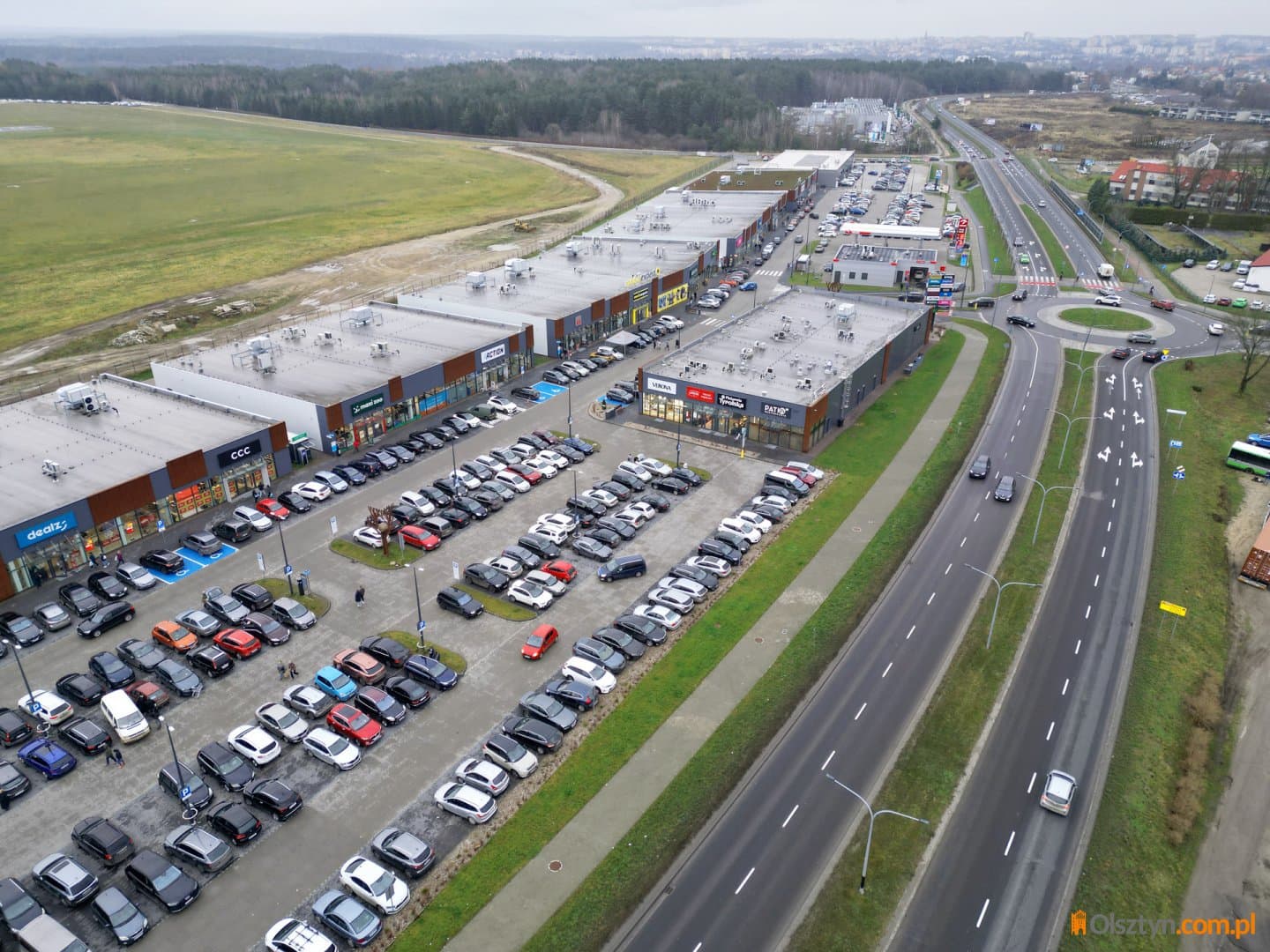 Duża inwestycja handlowa przy ul. Sielskiej wkracza w kolejny etap. Wiemy, kiedy ruszą prace [WIDEO]