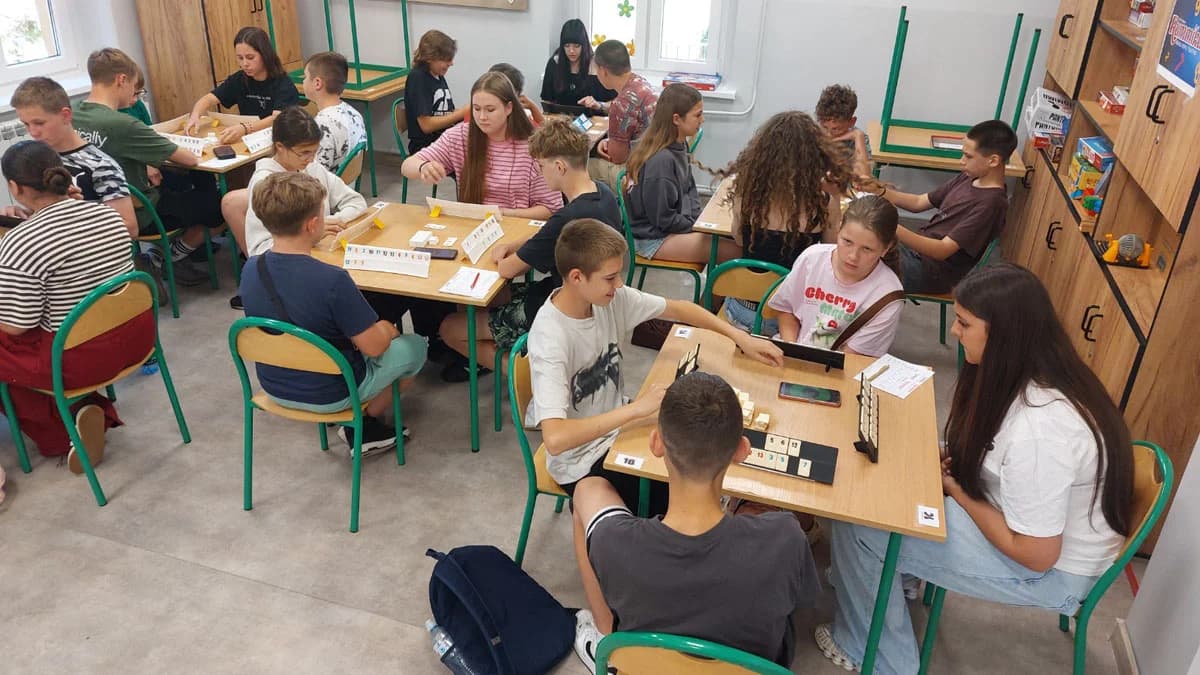 Międzyszkolny Turniej w Rummikuba przechodzi od historii. Uczniowie walczyli zacięcie. Jednak to coś więcej niż rywalizacja
