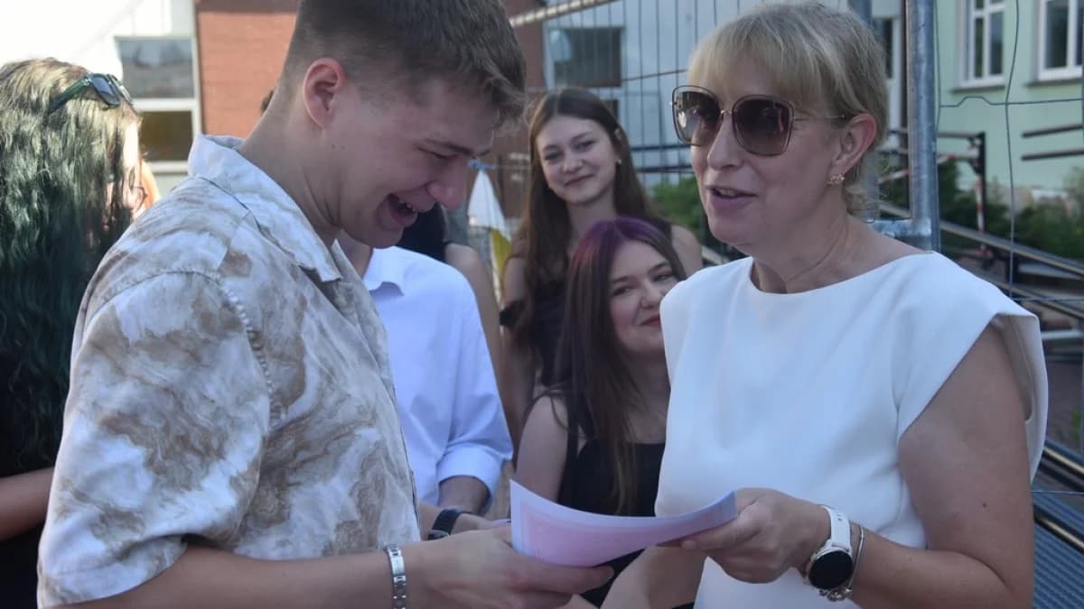 Zakończenie roku szkolnego 2025/2026. Niektórzy mają zamiar wykorzystać wakacje "na maksa"
