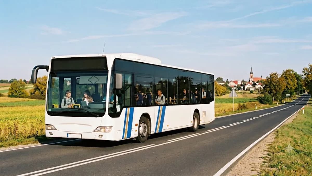 Nowe połączenie na trasie Jutrosin - Rawicz. Rusza wyczekiwana linia autobusowa dla uczniów i mieszkańców