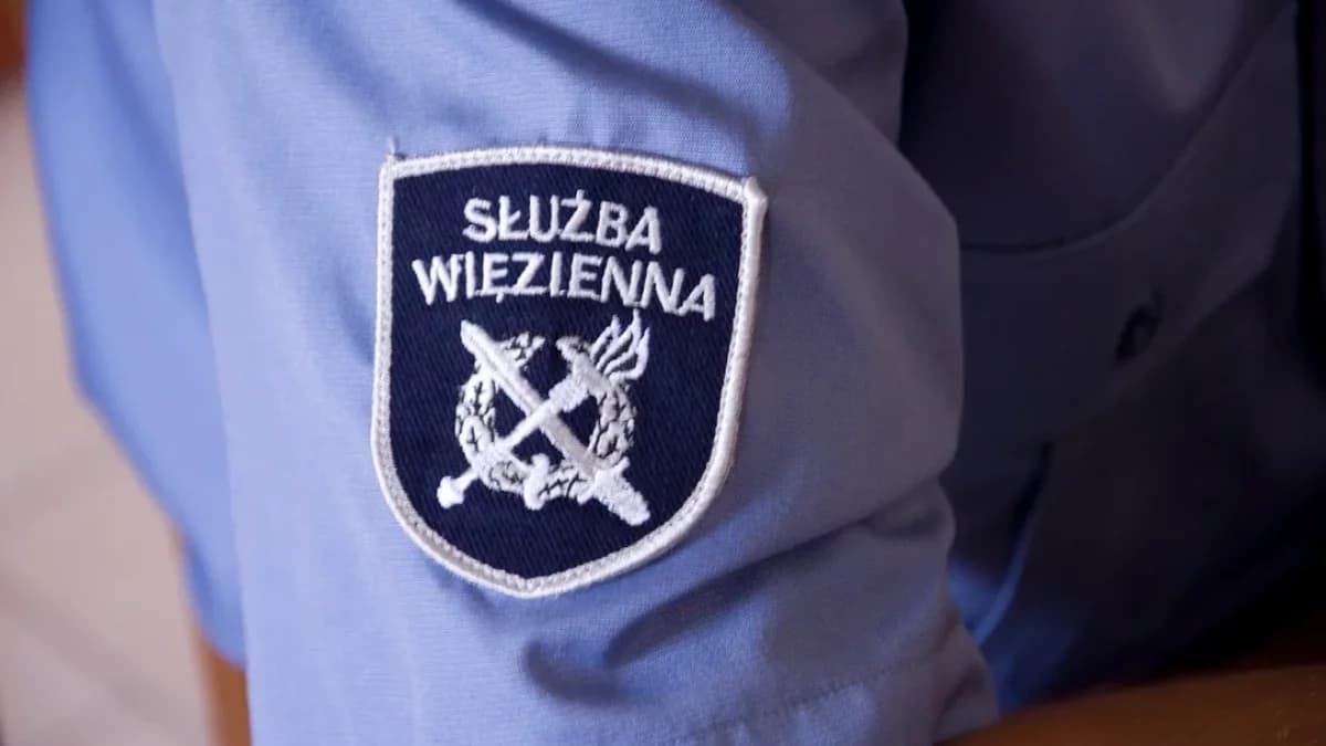 Okręgowe Święto Służby Więziennej w Rawiczu. Wyjątkowe uroczystości i promocja oficerska na rynku