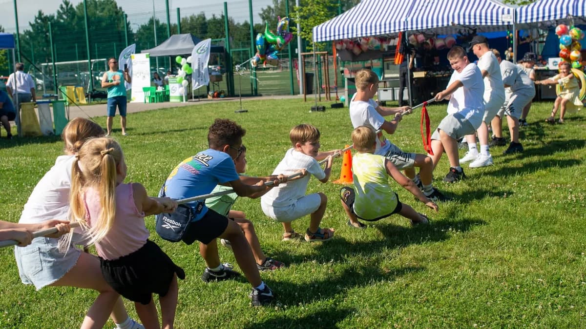 Orkiestra, konkursy i atrakcyjne nagrody. Tak bawiono się na festynie w Choczu