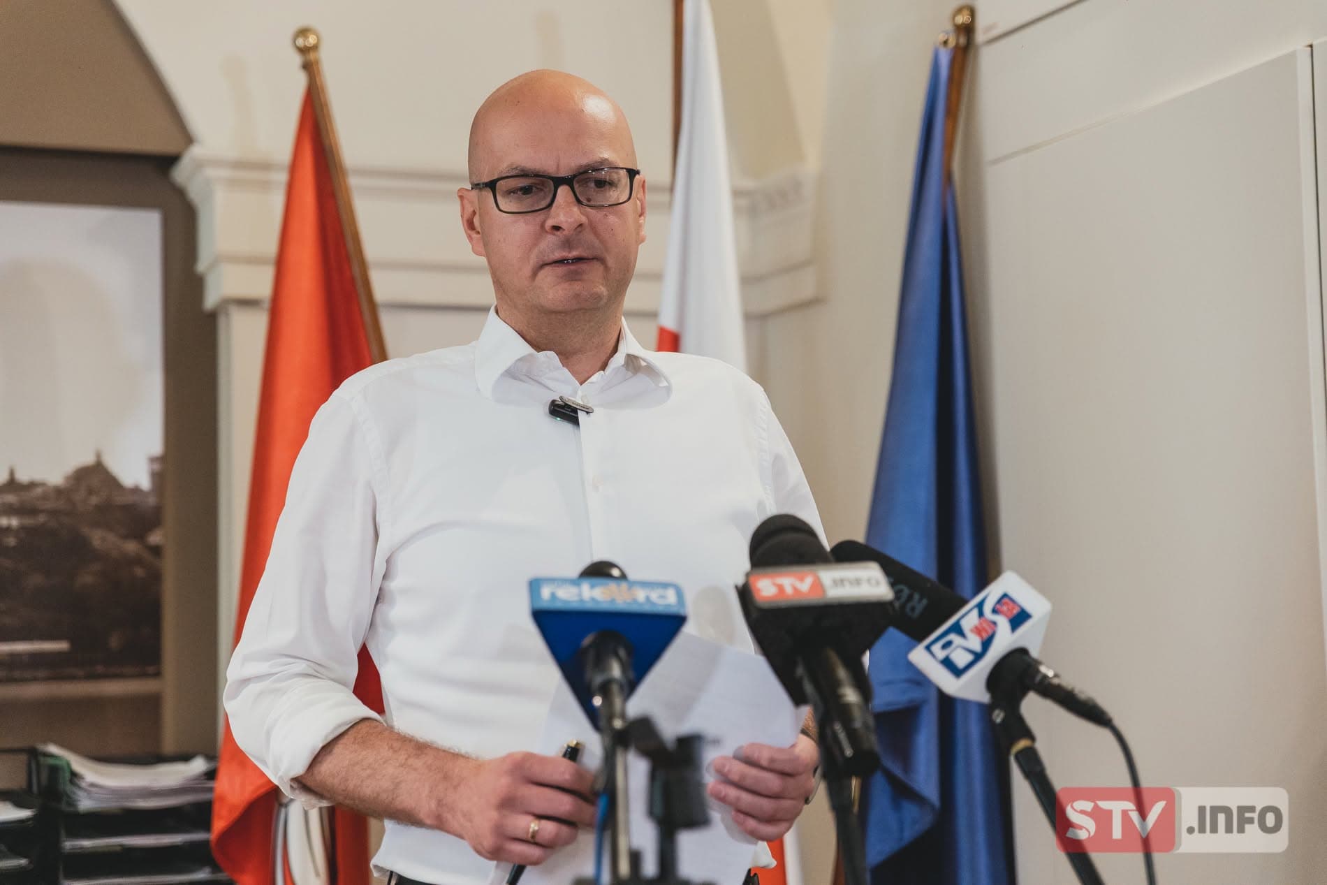 Paweł Niedźwiedź o inwestycjach, basenie, parkach kieszonkowych, kontenerach socjalnych i statystyk…