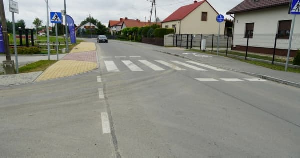 Bezpieczniej w Rzeczycy Długiej i Brandwicy. Nowe drogi za miliony oddane do użytku