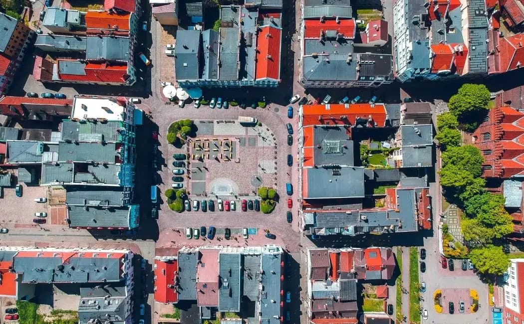 Wakacje zamiast bezczynności. 103 uczniów z Tczewa rusza na staże
