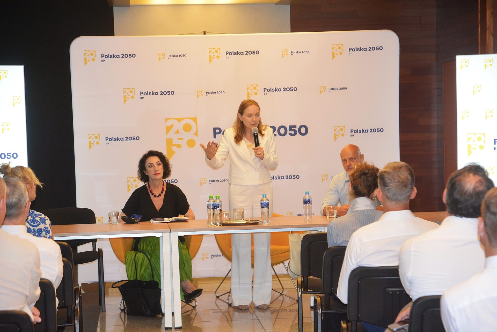Katarzyna Pełczyńska-Nałęcz w Pile. Rozmawiała o inwestycjach, przyszłości małych miast i wsparciu dla przedsiębiorców