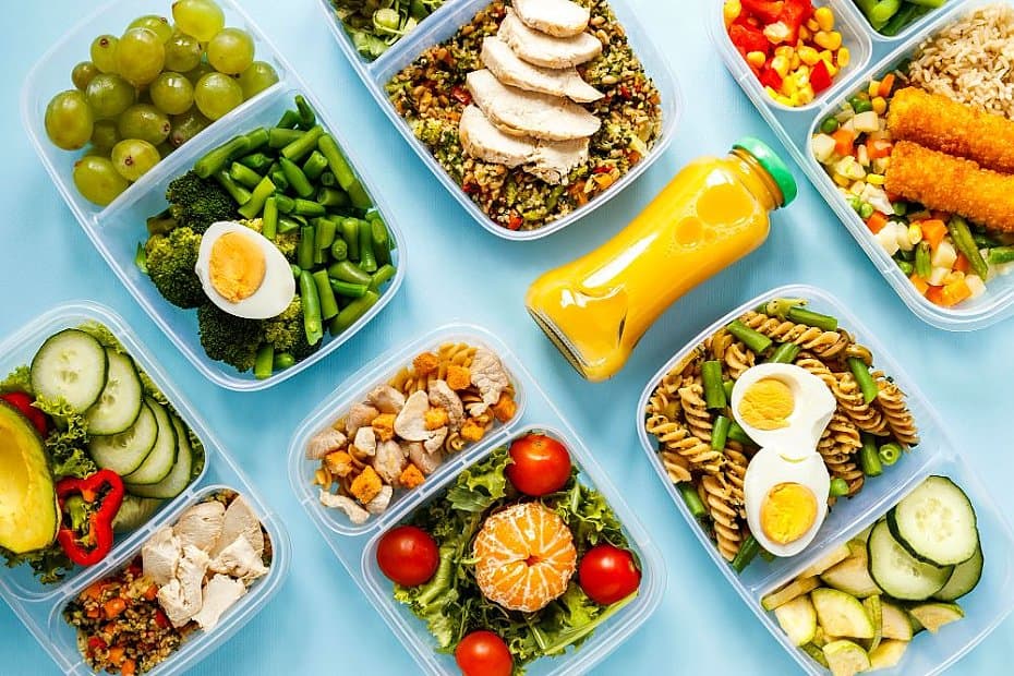 Dlaczego catering dietetyczny w Koninie to świetne rozwiązanie dla zapracowanych?