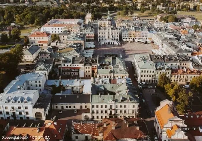 Letnia Czytelnia wraca na Rynek Solny. Książnica Zamojska szykuje sezon