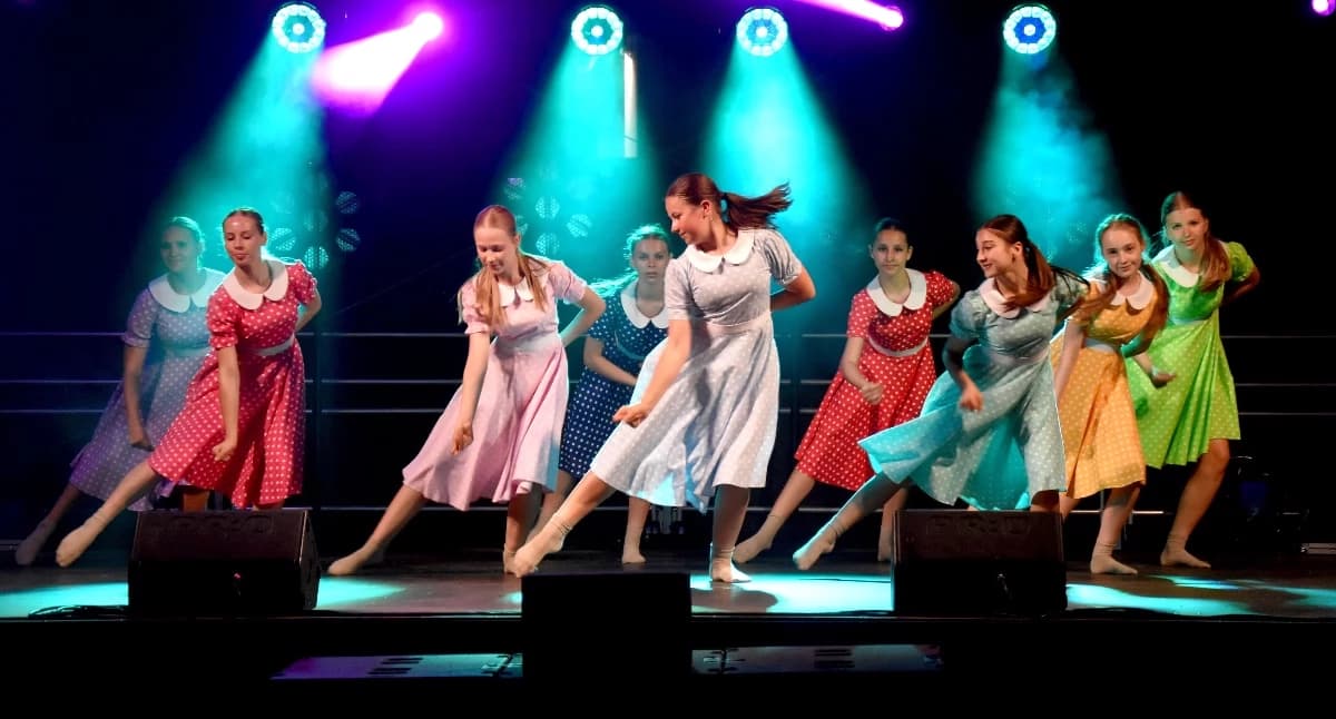 Jubileusz 50-lecia MDK w Dęblinie. 200 artystów na scenie nad Wisłą