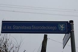 Ropczyce – „Burmistrz podpisał umowę na przebudowę ulicy Skorodeckiego”