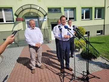 Ropczyce: Briefing Starosty „bezrobocie w powiecie dawniej i dziś” (25.08. br.)