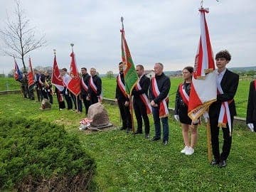 Powiatowy Ogród Pamięci Narodowej: Rocznica „Katynia i Smoleńska” (10.04. br.)