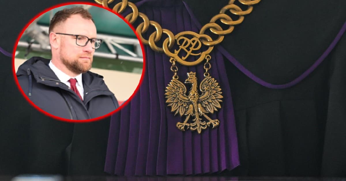 Wójt gminy Jedlińsk z aktem oskarżenia. Miał żądać pieniędzy od dyrektorów szkół i kierownik GOPS