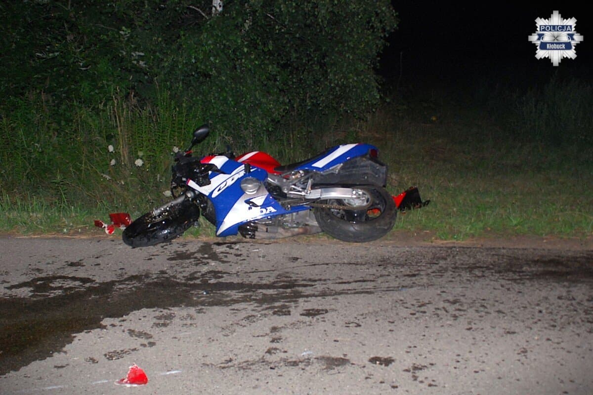 Kulejewo: 62-latek na motocyklu uderzył w przepust i skrzynkę energetyczną