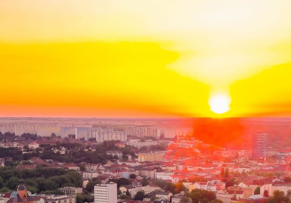 Uwaga na upały Instytut Meteorologii i Gospodarki Wodnej ostrzega przed upałami. Ostrzeżenie obowiązuje od 27 czerwca...