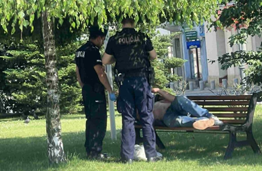 Rynek w Wadowicach pod okiem służb. Dlaczego policja nasiliła interwencje?