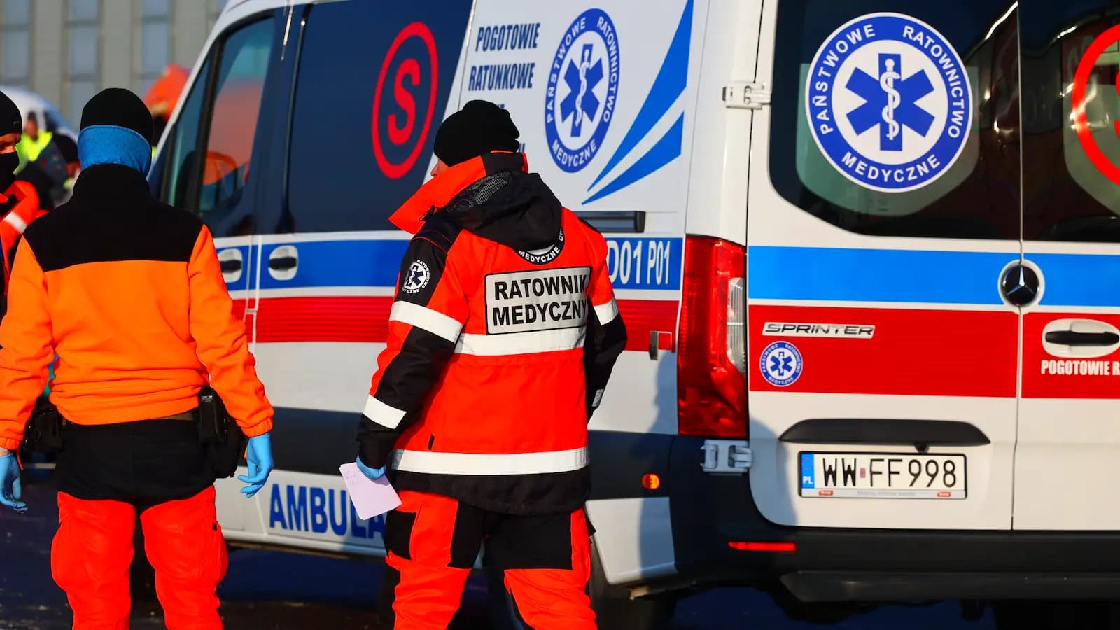Dramat nad jeziorem Moczydło. 7-letnia dziewczynka wciąż walczy o życie w warszawskim szpitalu