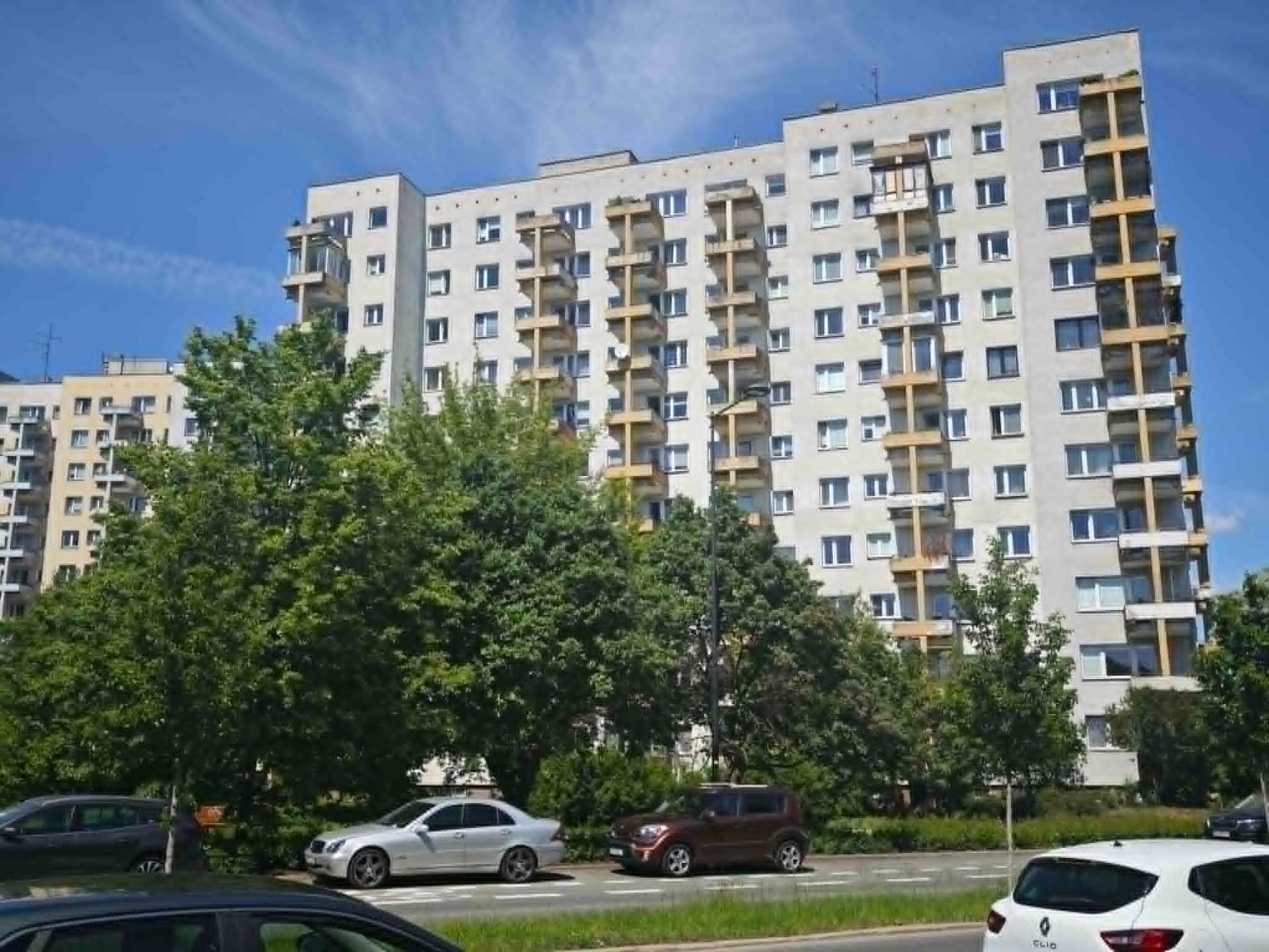 Masz ponad 30 stopni w mieszkaniu? Polacy masowo kupują w aptece 1 produkt za 5 złotych