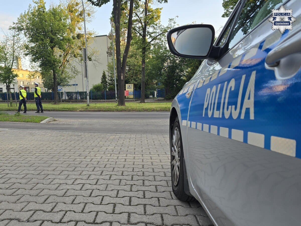 Częstochowska policja podsumowała miniony weekend na drogach. 37 kolizji i 4 wypadki