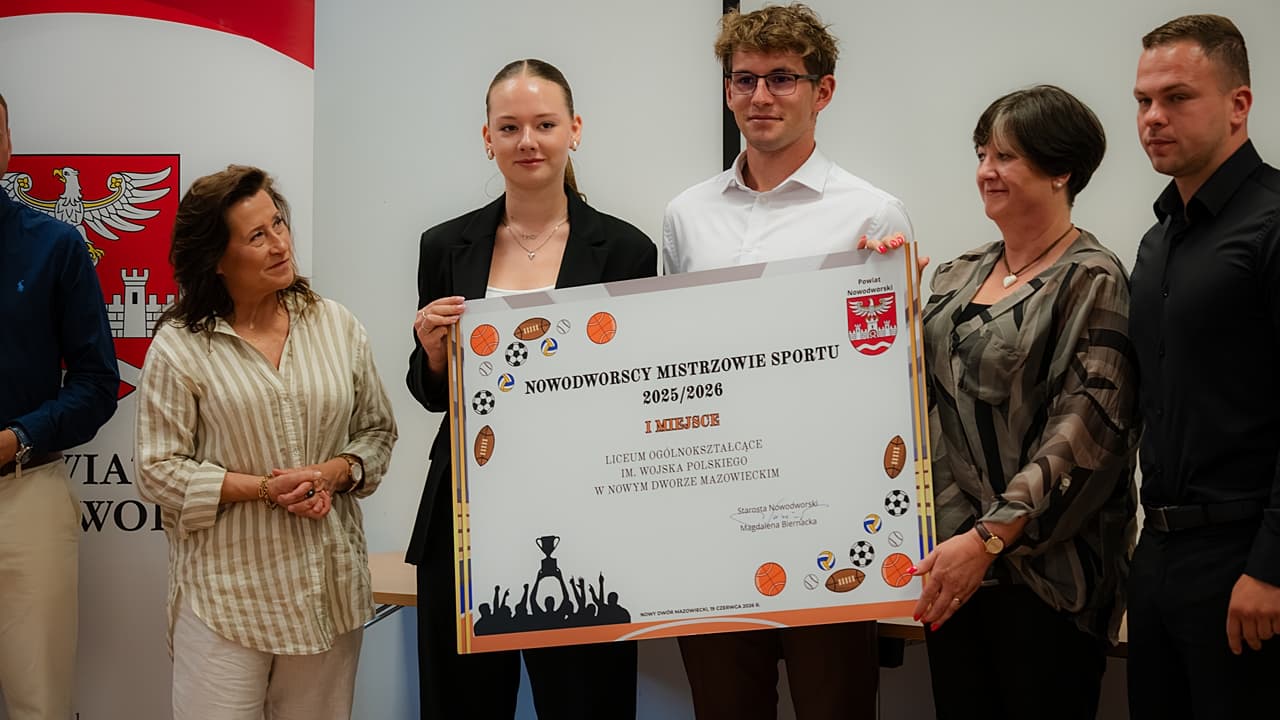 Nowodworscy Mistrzowie Sportu 2025/2026. Najlepsi uczniowie i szkoły nagrodzeni