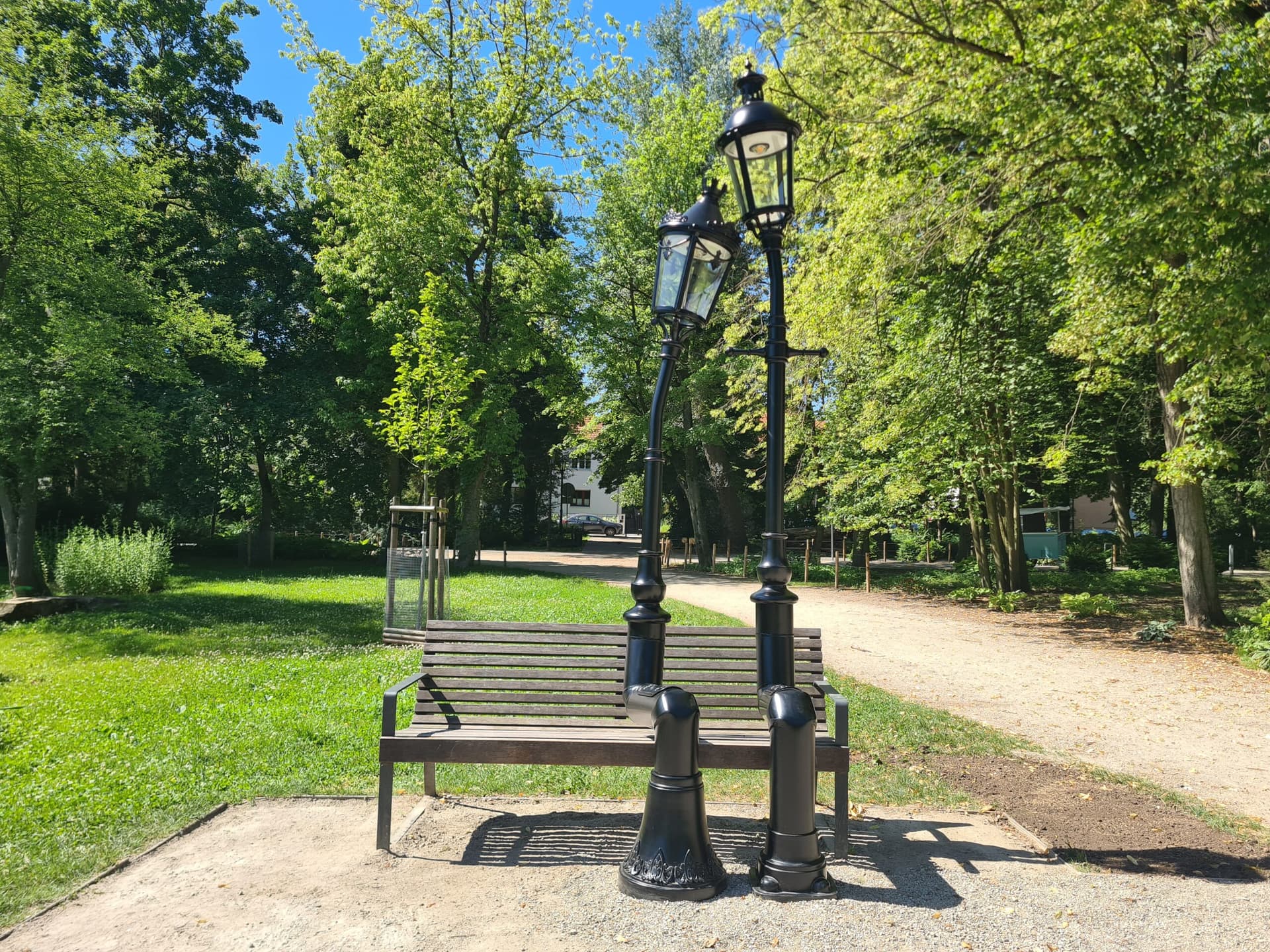Romantyczna instalacja w Parku Sołackim. Nowe miejsce dla zakochanych