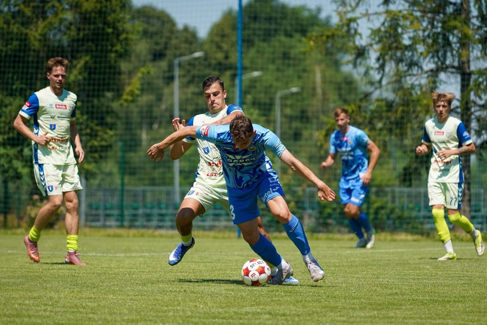 Sandecja remisuje z Hutnikiem w pierwszym letnim sparingu
