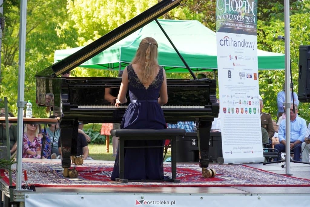 Powiat ostrołeckiMagia muzyki Chopina w Susku Starym. Nadchodzi wyjątkowy koncert plenerowy 1