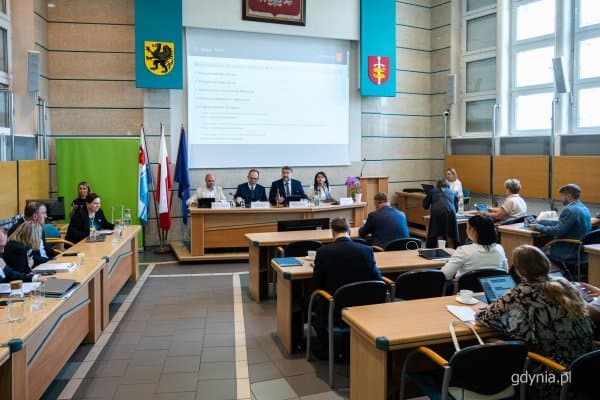 Debata nad raportem o stanie gminy. Za nami XXXII sesja Rady Miasta Gdyni