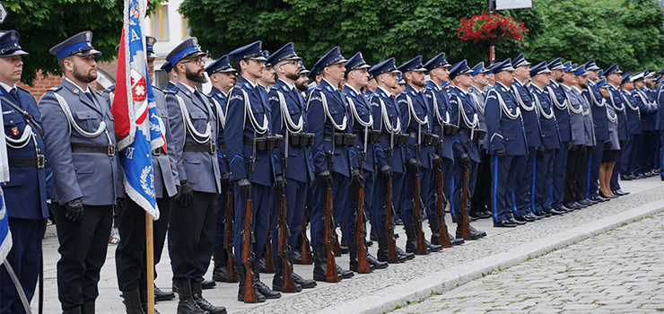 Za nami uroczysty apel z okazji Święta Policji z pokazem musztry paradnej