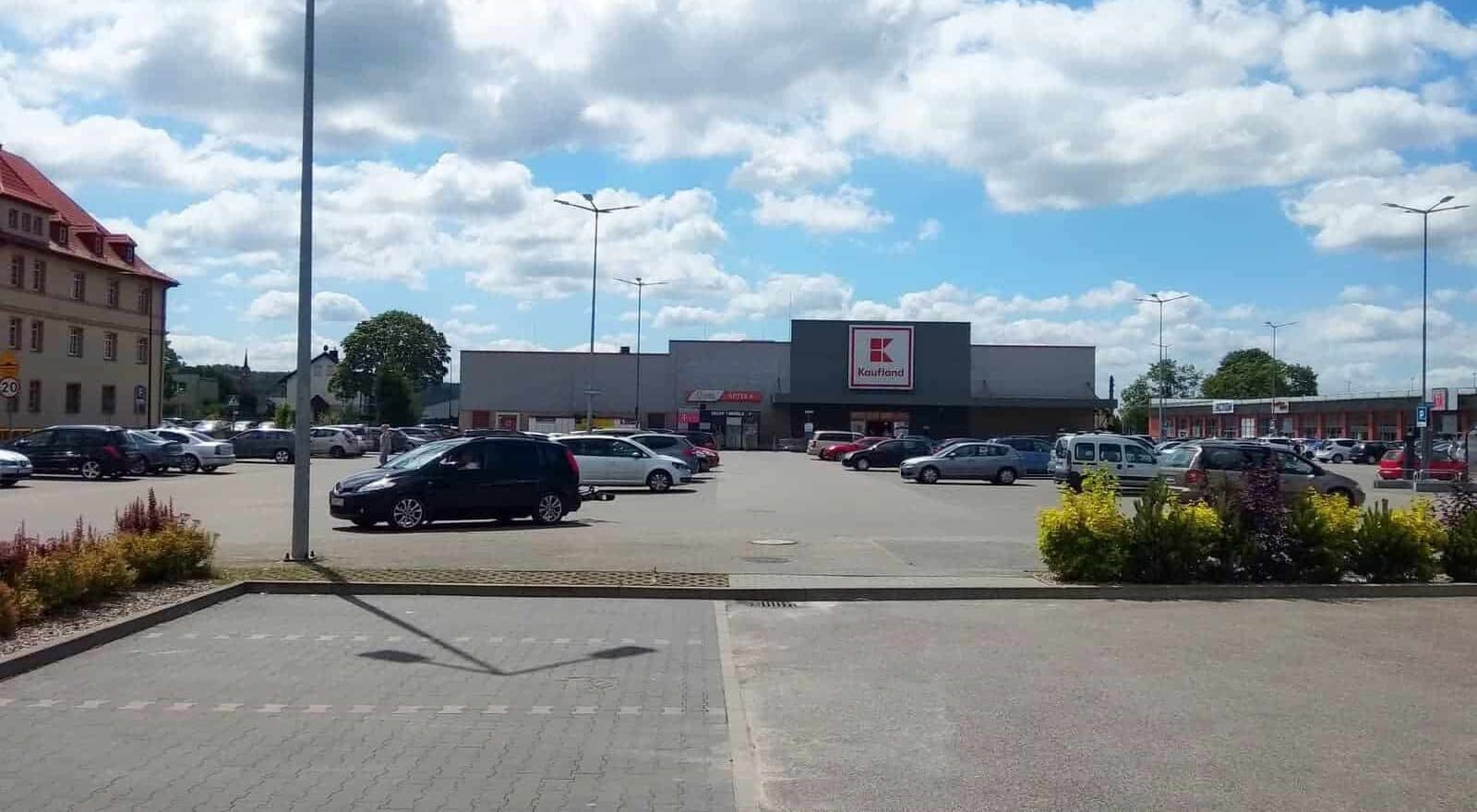 r. to niedziela handlowa. Masz dodatkową szansę na duże zakupy