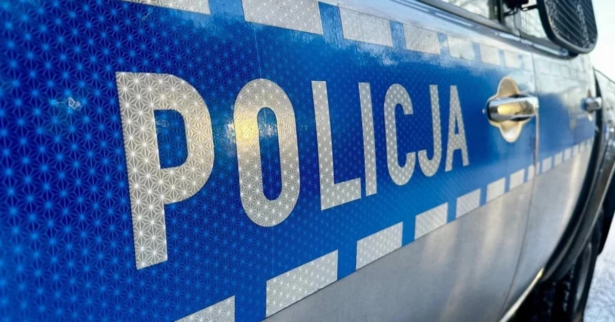 Wypadek na DK92 w powiecie kolskim. Dwie osoby ranne