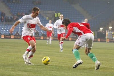 Piłka nożna. Rybus blisko powrotu do Pelikana Łowicz. „Czuję głód piłki" Maciej Rybus jest bliski powrotu do Pelikana Łowicz. 66-krotny reprezentant Polski rozpocznie treningi z trzecioligowcem, który 6 lipca zaplanował start…