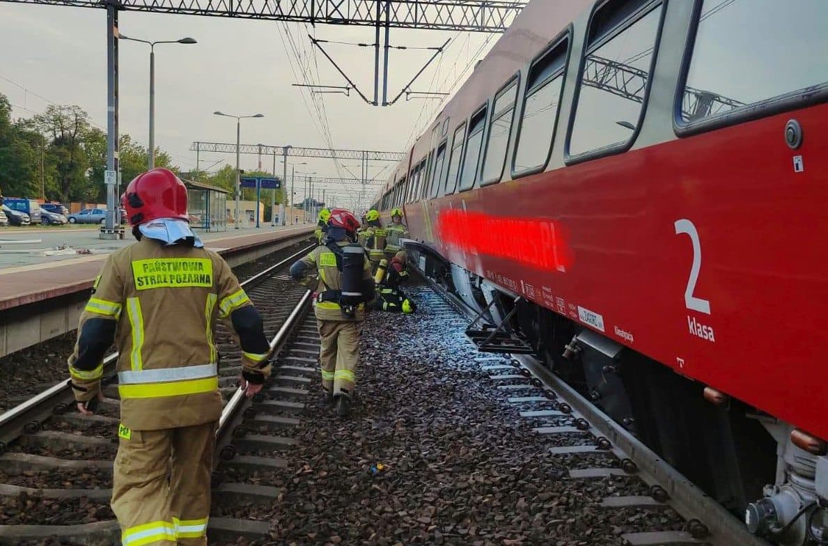 Pożar pociągu „Kasztelan” z Hrubieszowa i Zamościa. Ewakuowano około 250 pasażerów