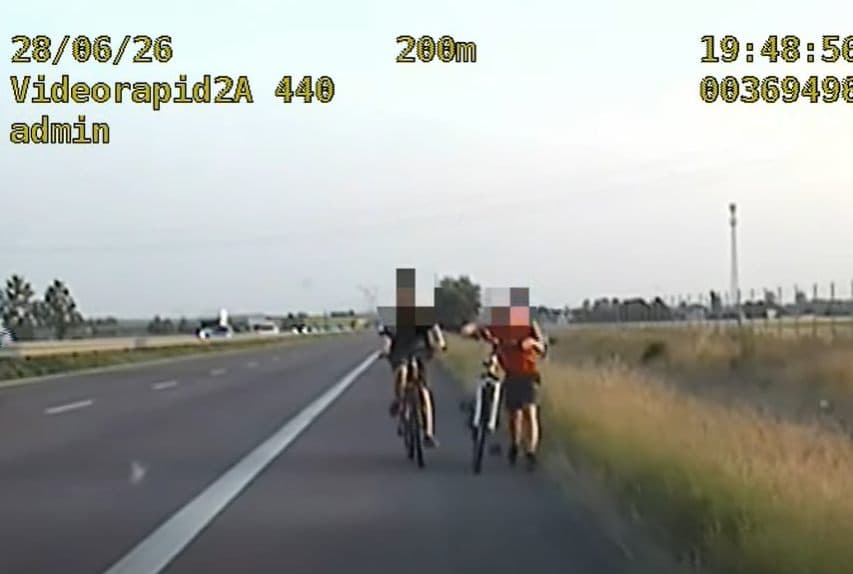 Dzieci jechały rowerami pod prąd po S17. Policjanci zatrzymali 8 i 9-latka