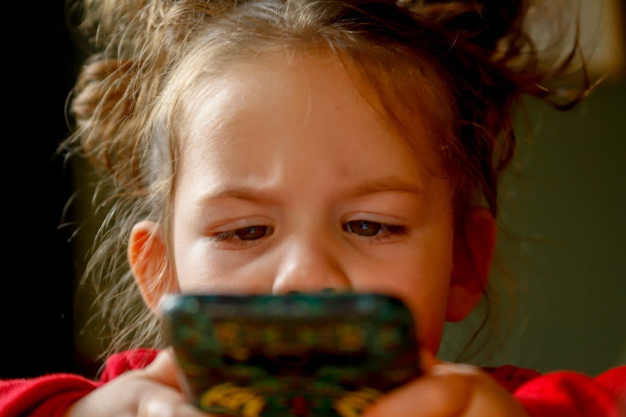 Sejm przyjął zakaz telefonów w szkołach podstawowych i przedszkolach
