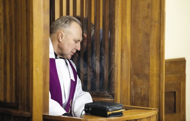 temat numeru Zanim uklękniesz w konfesjonale