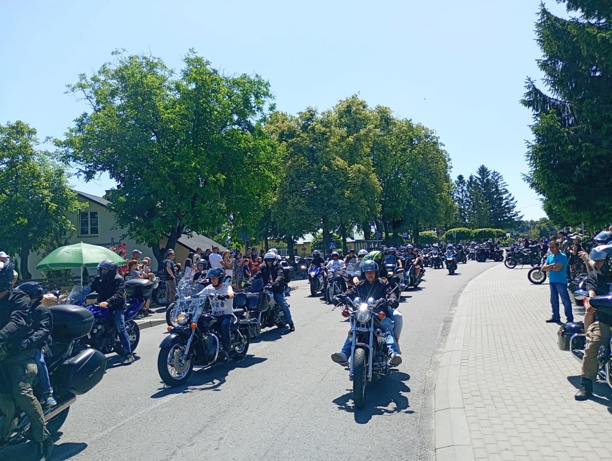 Motocykliści po raz dwunasty zjechali do Żmudzi [GALERIA]